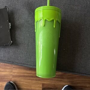 Starbucks Halloween Slime Green Drip Glow In The Dark Tumbler Cold Cup retired